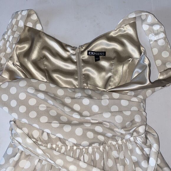 EUC Express Size 8 Champagne Polka Dot Satin Lined Fit & Flare Dress W/Pockets - Picture 13 of 16